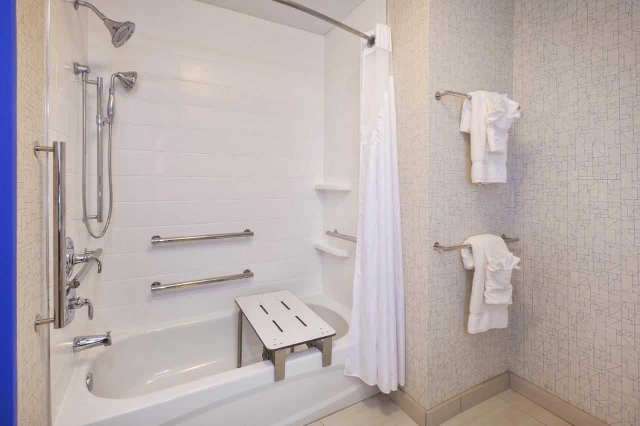 Holiday Inn Express & Suites New Castle By Ihg Luaran gambar